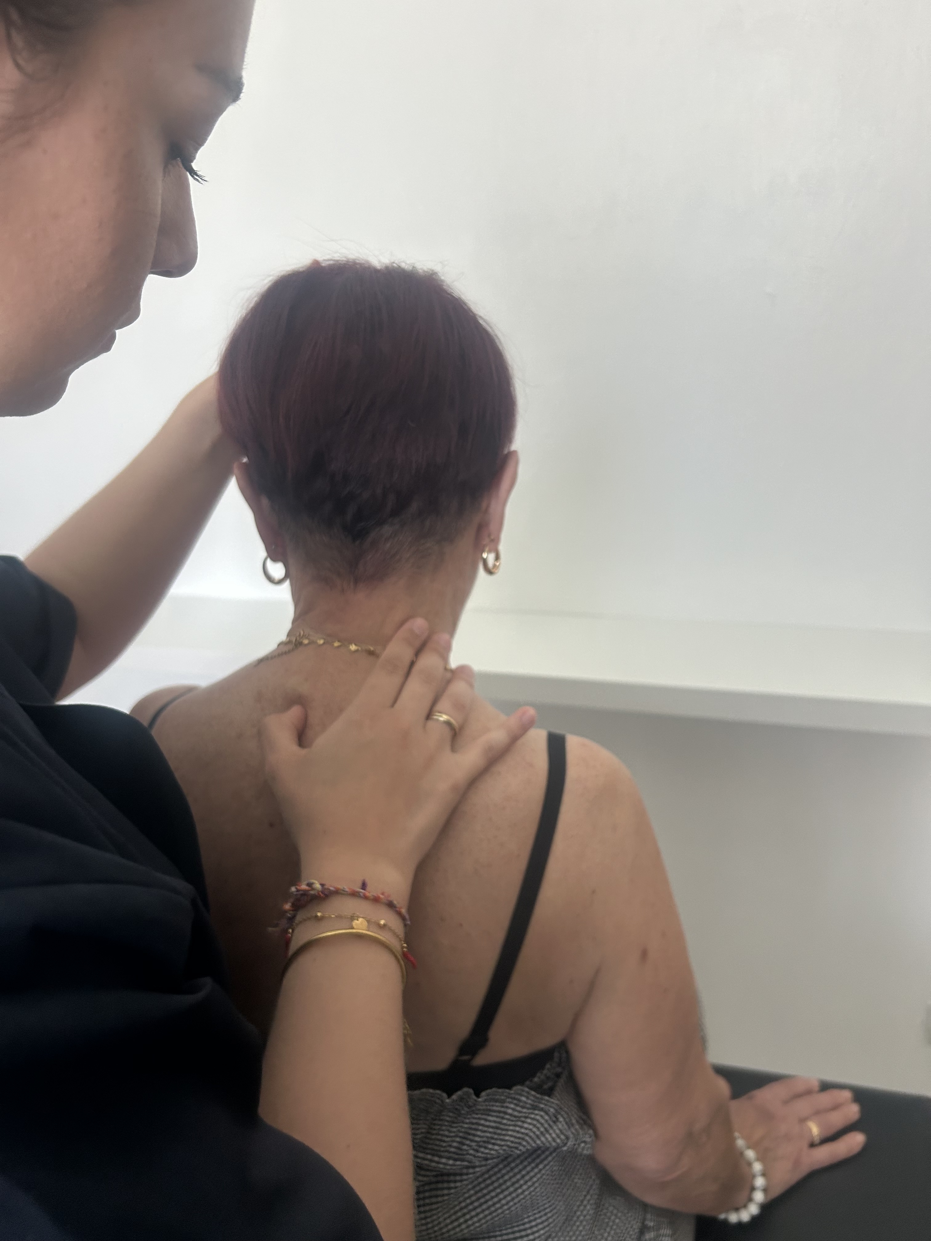 douleurs cervicales chez les seniors